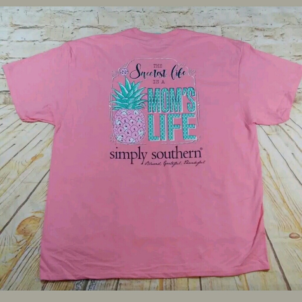 NWT Simply Southern XXL Mom's Life